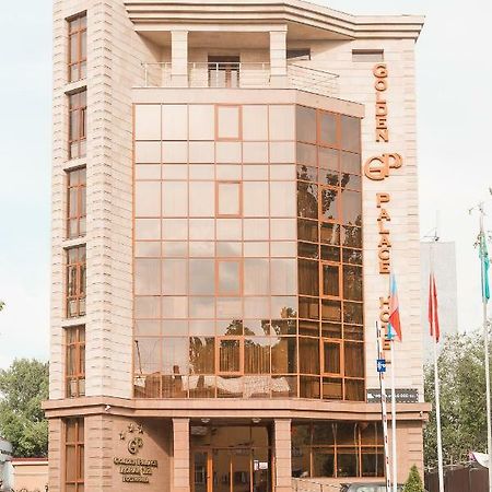 אלמטי Golden Palace Hotel מראה חיצוני תמונה