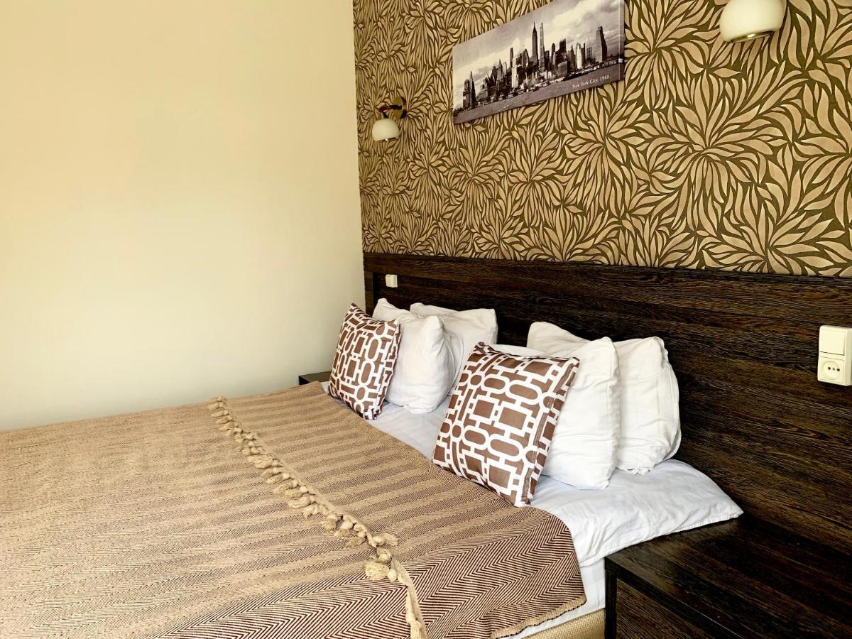 אלמטי Golden Palace Hotel מראה חיצוני תמונה