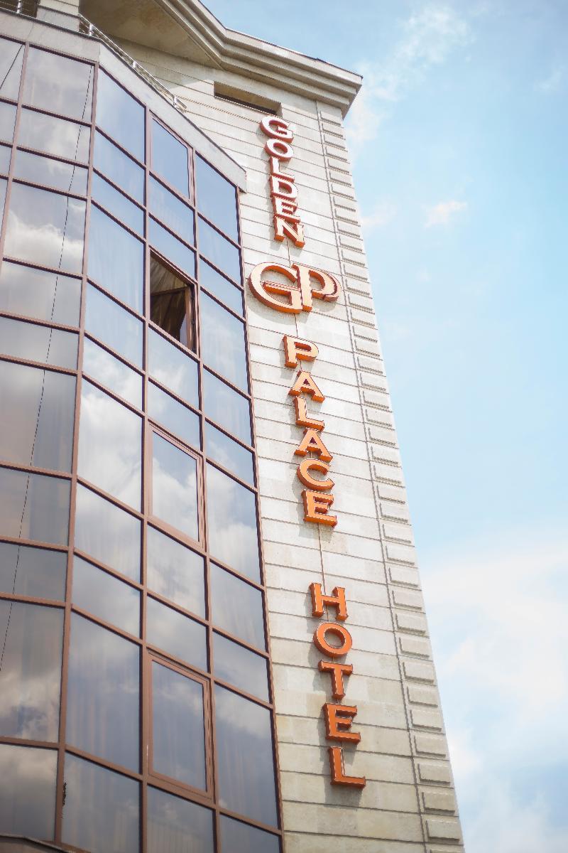 אלמטי Golden Palace Hotel מראה חיצוני תמונה
